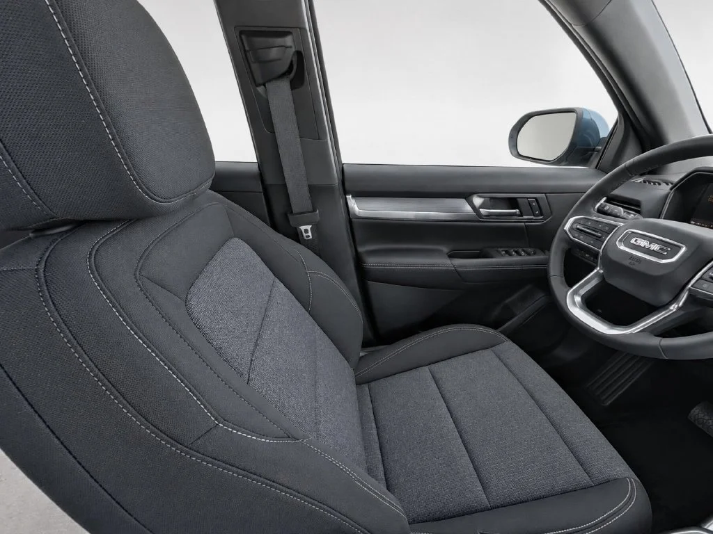 New 2027 Silver GMC Elevation image 27
