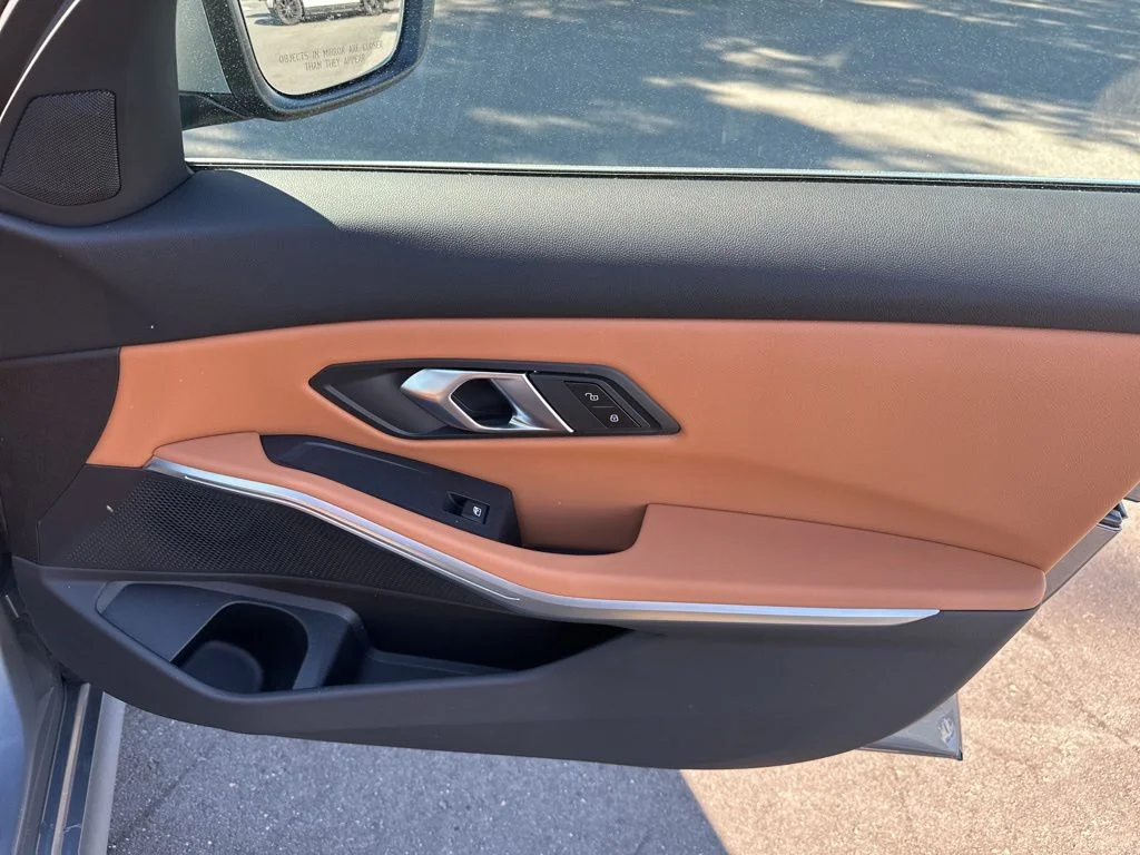 2026 BMW 3 Series 330i - Photo 20