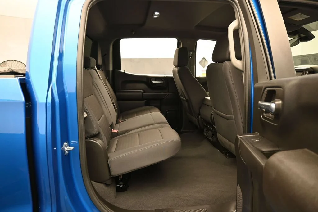 Used 2024 Glacier Blue Metallic Chevrolet Custom image 33