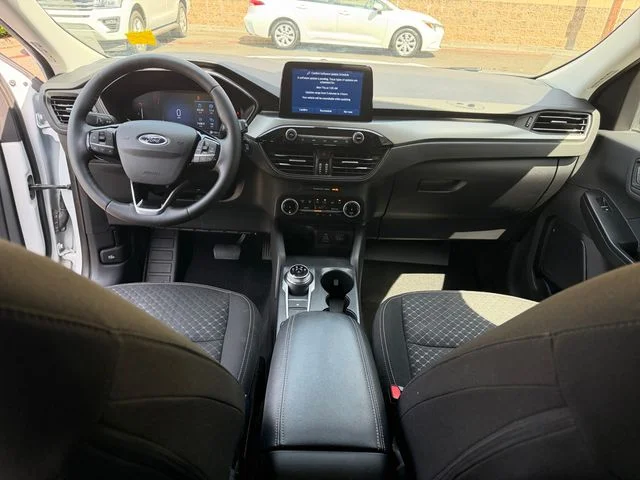 Used 2024 Oxford White Ford Active image 15