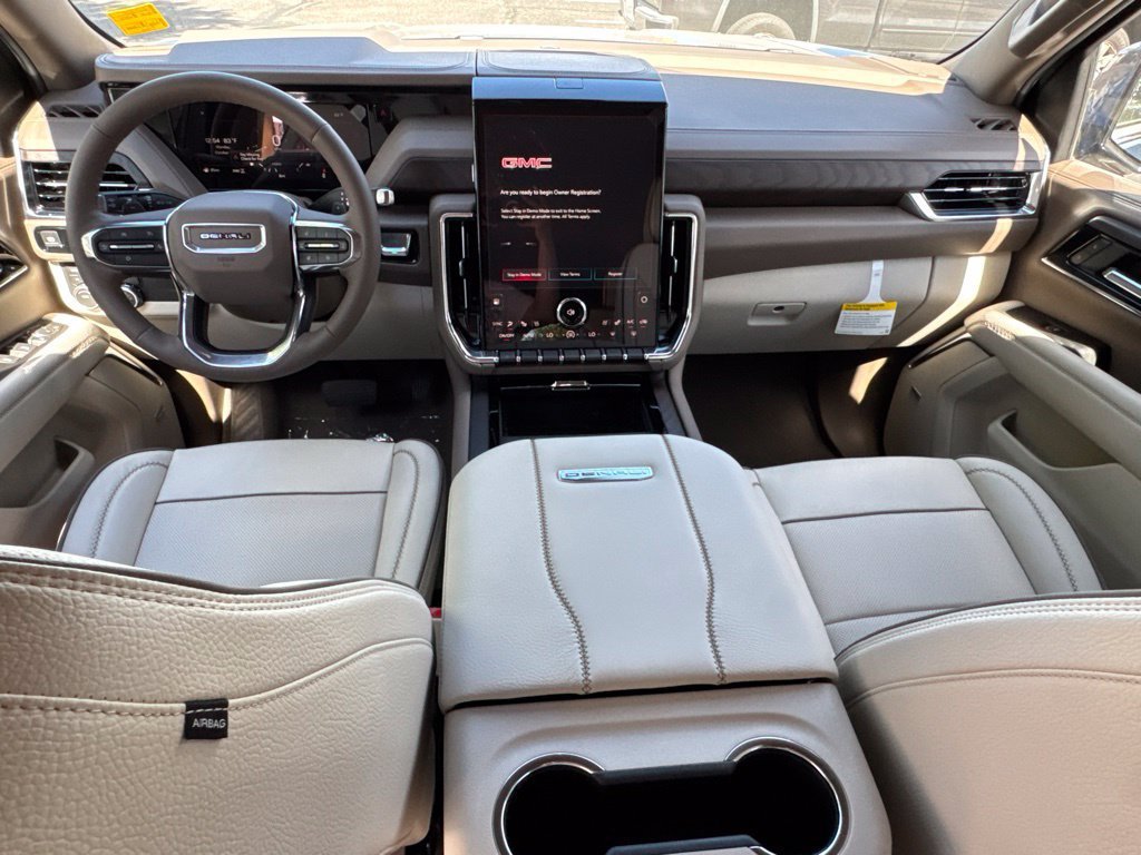 2026 GMC Yukon XL Denali - Photo 17