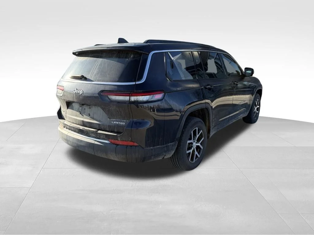 Used 2025 Black Jeep Limited image 36
