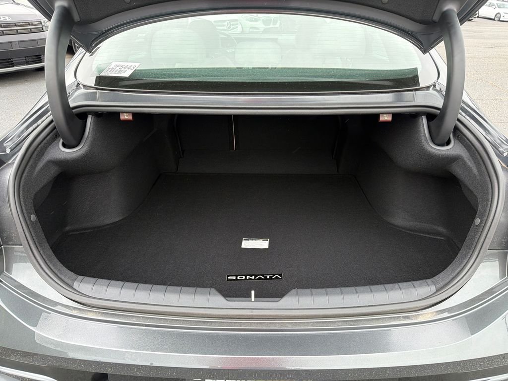 2026 Hyundai Sonata SEL - Photo 18