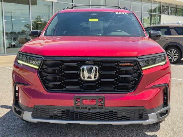 Used 2024  Honda TrailSport image 6