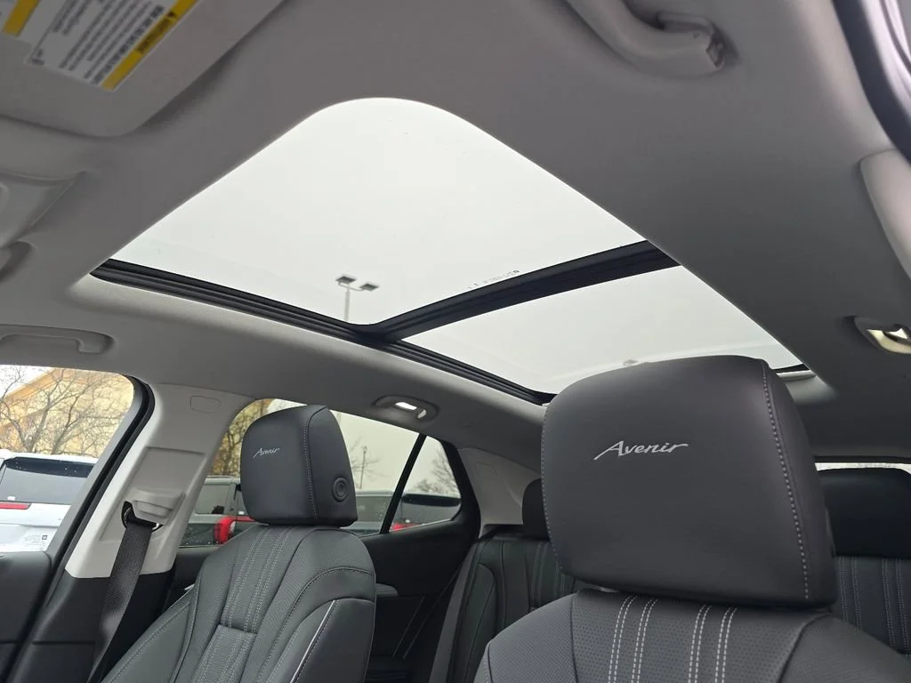 2026 Buick Envision Avenir - Photo 25