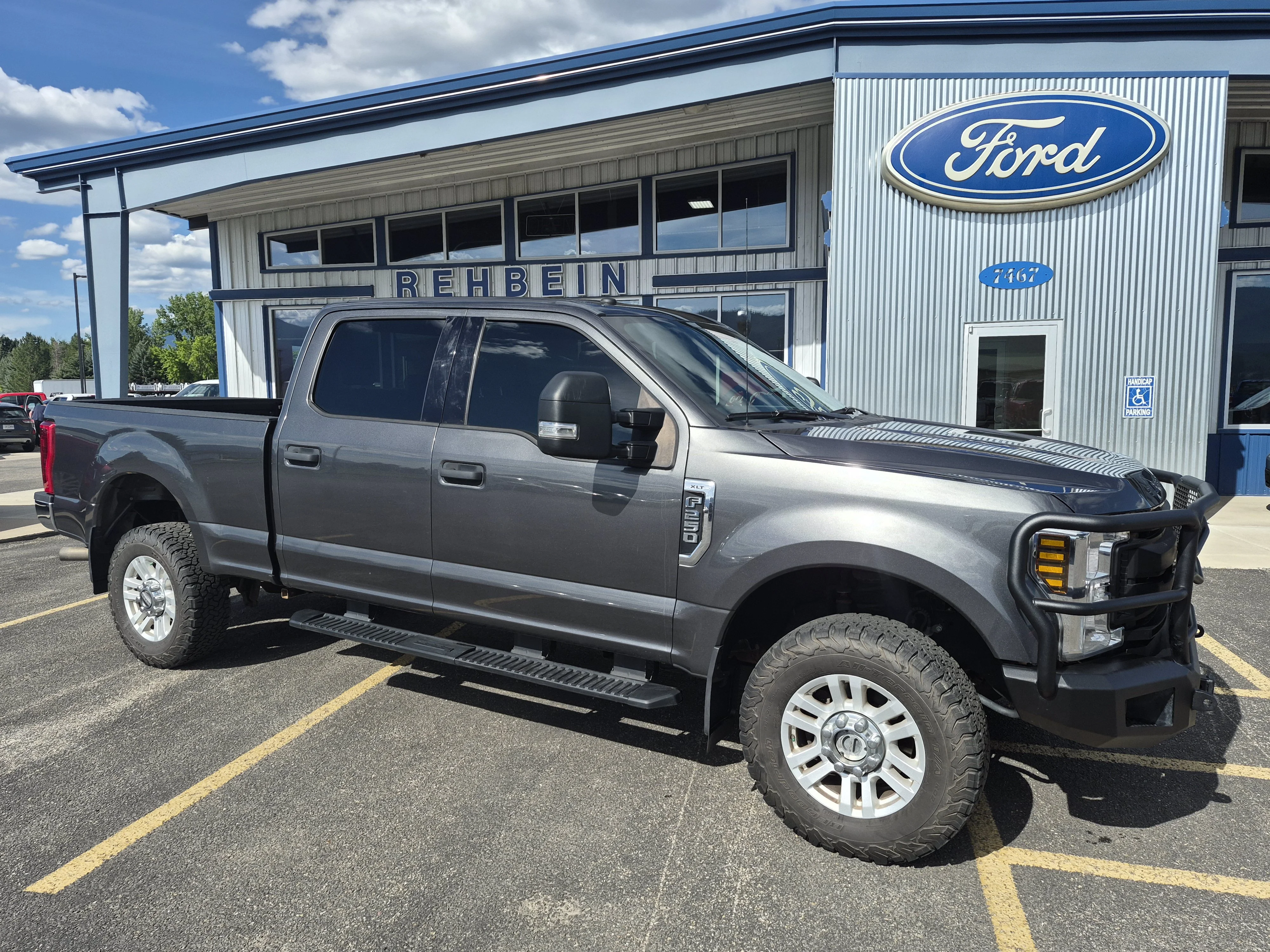 Used 2019 Gray Ford  image 1