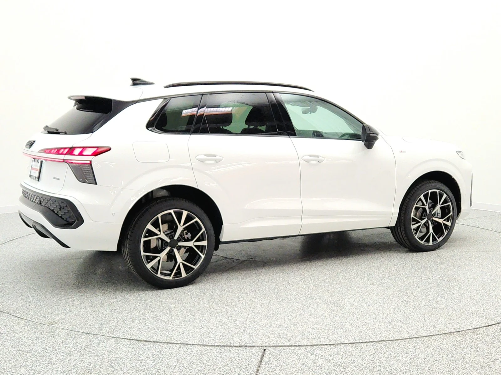 New 2026 Arkona White Audi S line quattro image 5