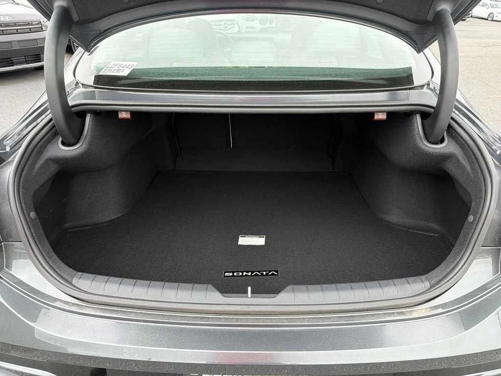 Used 2026 Gray Hyundai SEL Sport image 18