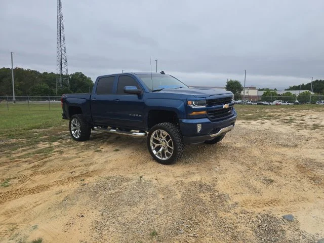 Used 2018 Blue Chevrolet LT image 12