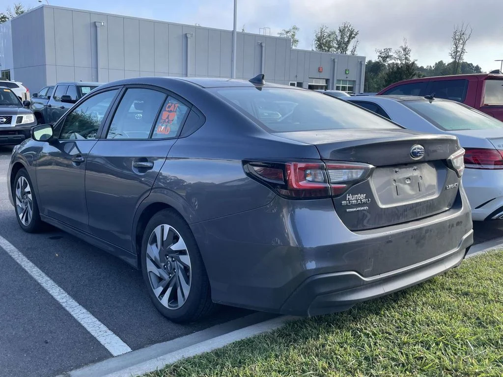 Used 2025 Magnetite Gray Metallic Subaru Limited image 3