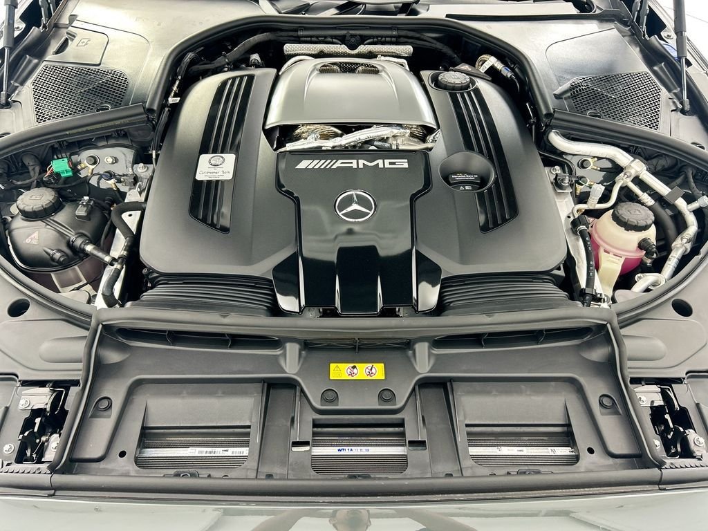 New 2026 MANUFAKTUR Silicon Grey Mercedes-Benz S 63 E AMG® image 28