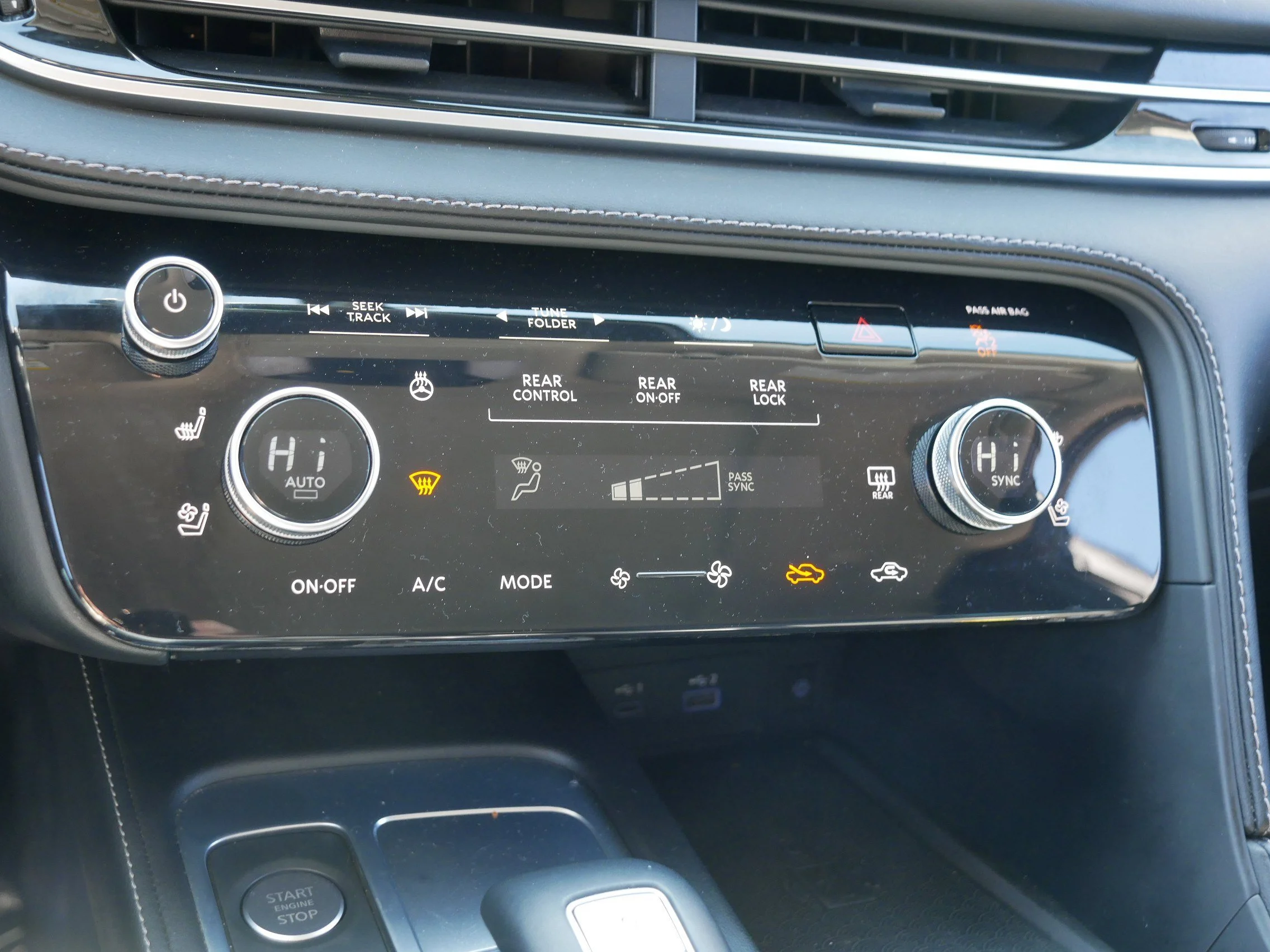 2025 INFINITI QX60 LUXE - Photo 23