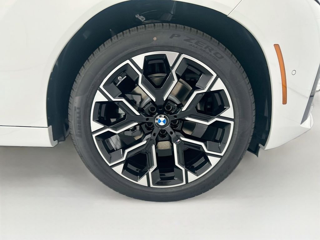 New 2026 Alpine White BMW 30 xDrive image 31