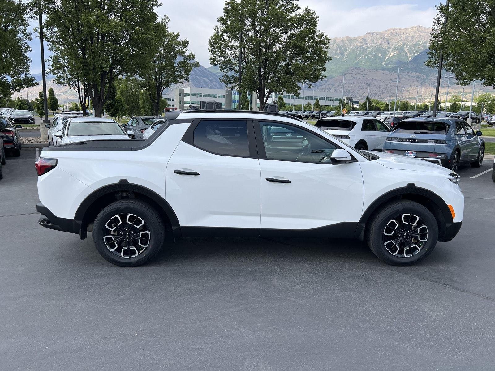 Certified Used 2024 Atlas White Hyundai SEL image 6