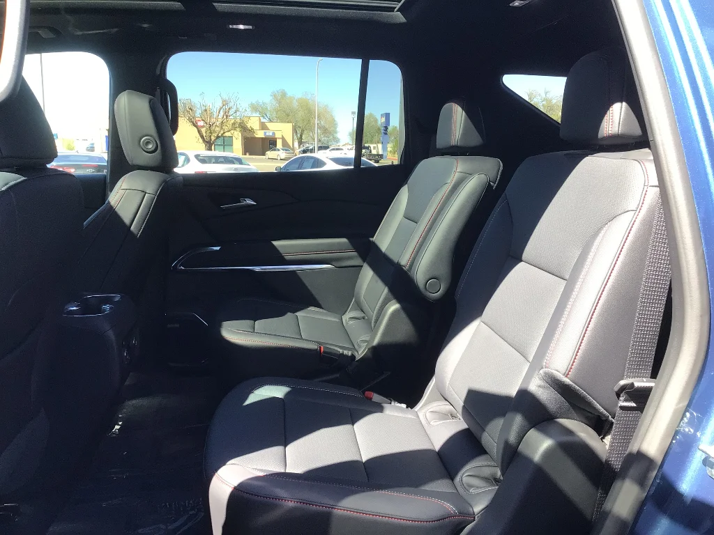 2026 Chevrolet Traverse Z71 - Photo 9