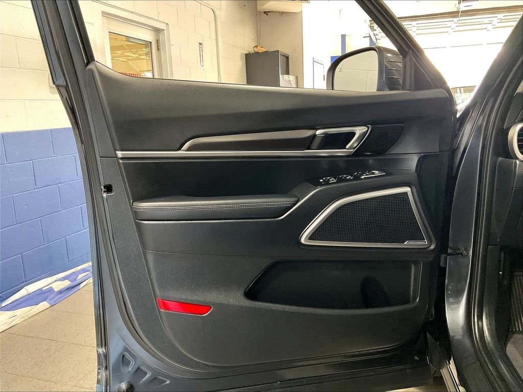 Used 2024 Gray Kia LX image 9