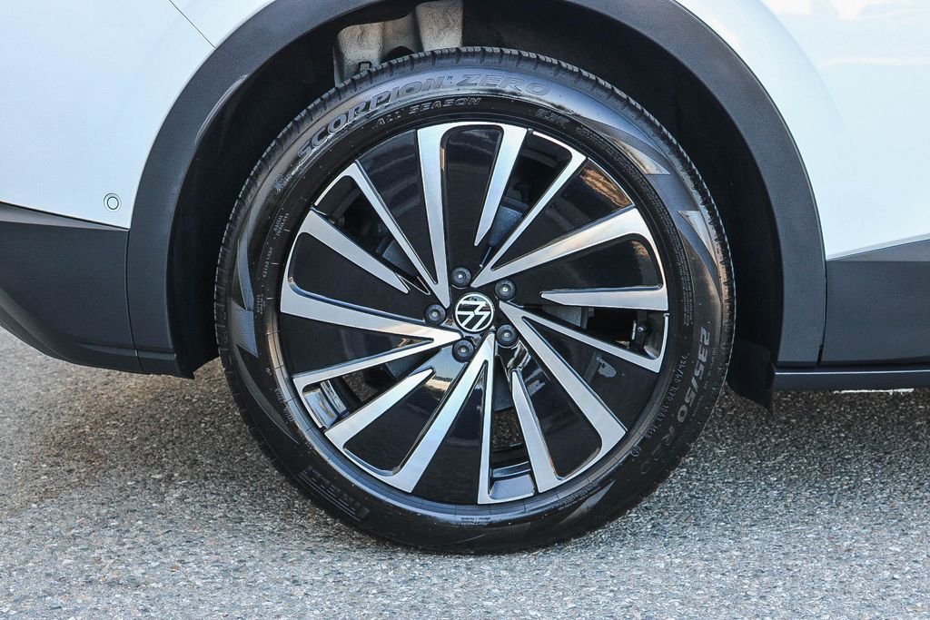 Certified Used 2024 White Volkswagen S image 10