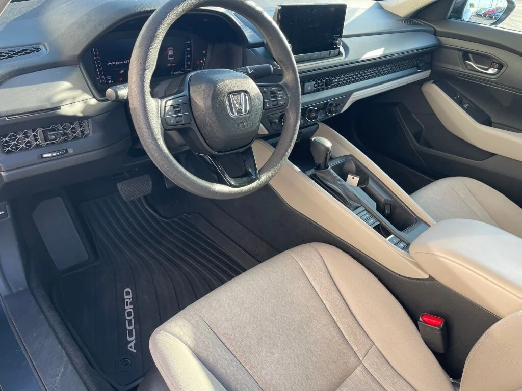 Used 2024 Meteorite Gray Metallic Honda LX image 5