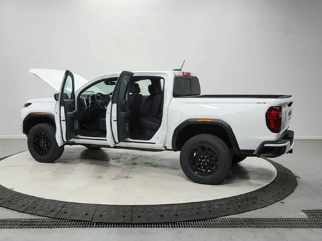 2026 GMC Canyon Elevation - Photo 14