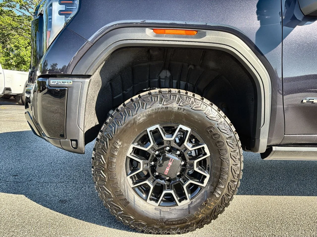 New 2026 Titanium Rush Metallic GMC AT4X image 28