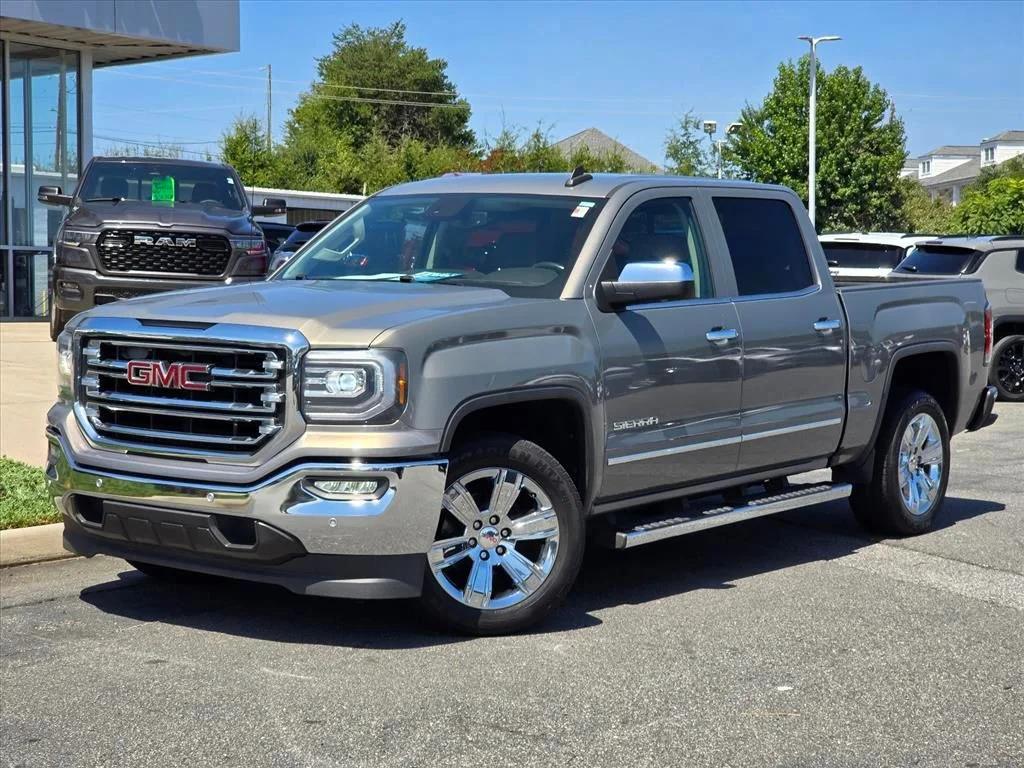 Used 2017 Gray GMC SLT image 2