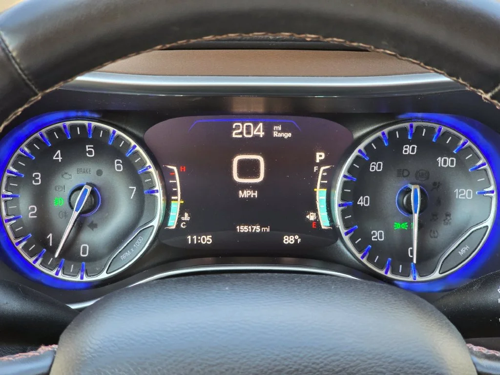 Used 2018 Blue Chrysler Touring L Plus image 33