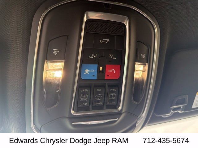New 2027 High-Gloss Black Paint Jeep Limited image 20