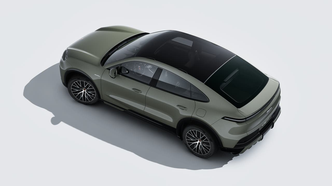 New 2026 Monteverde Metallic Porsche Coupe Electric image 4