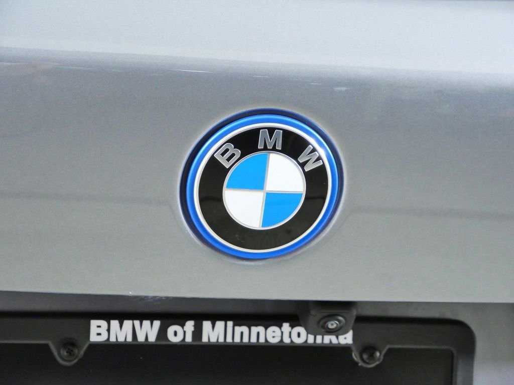 New 2026 Skyscraper Grey Metallic BMW xDrive50e image 13