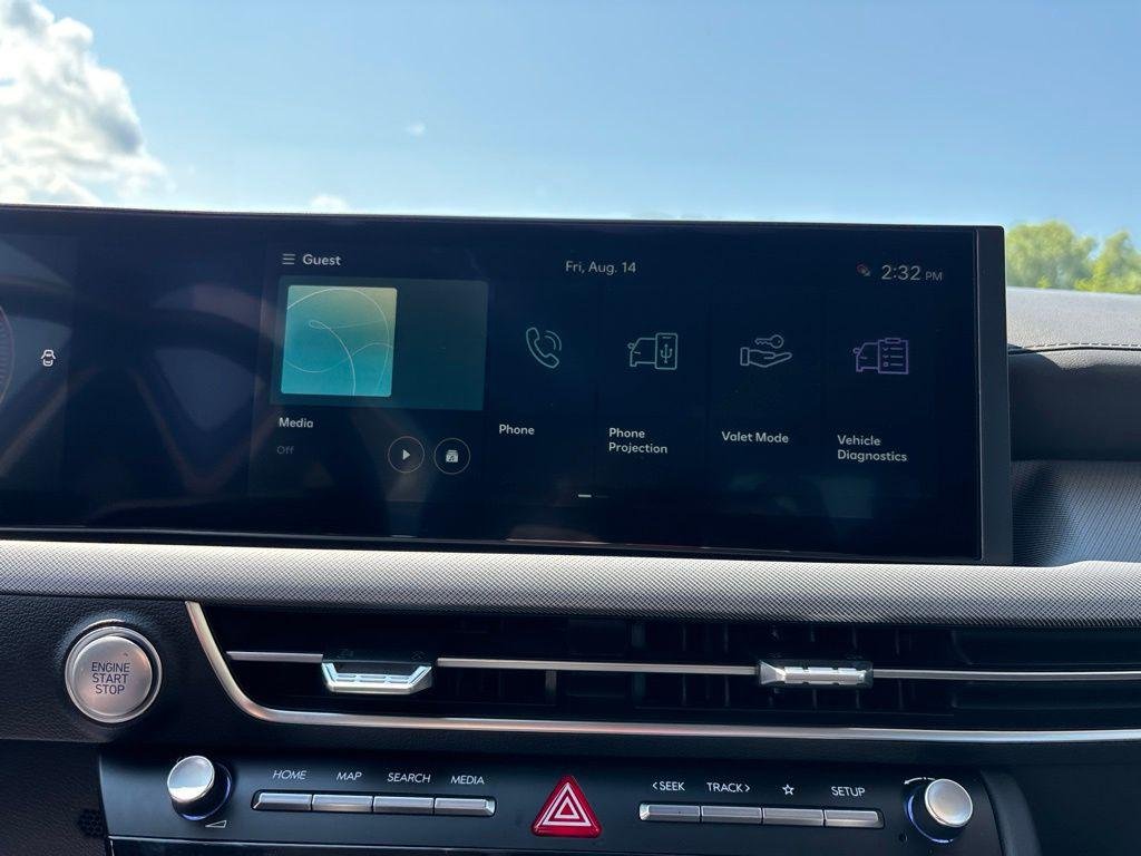 New 2026 Silver Hyundai SE image 24