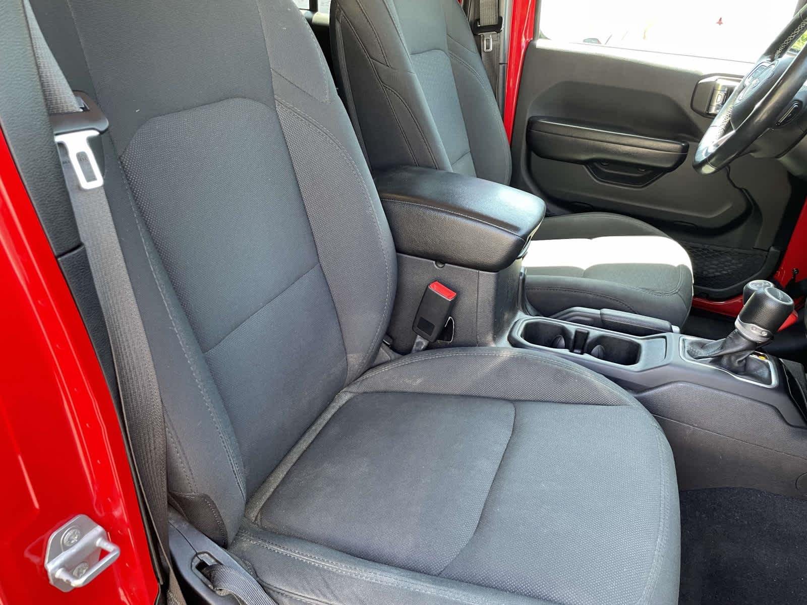 Used 2020 Firecracker Red Clearcoat Jeep Sport S image 22