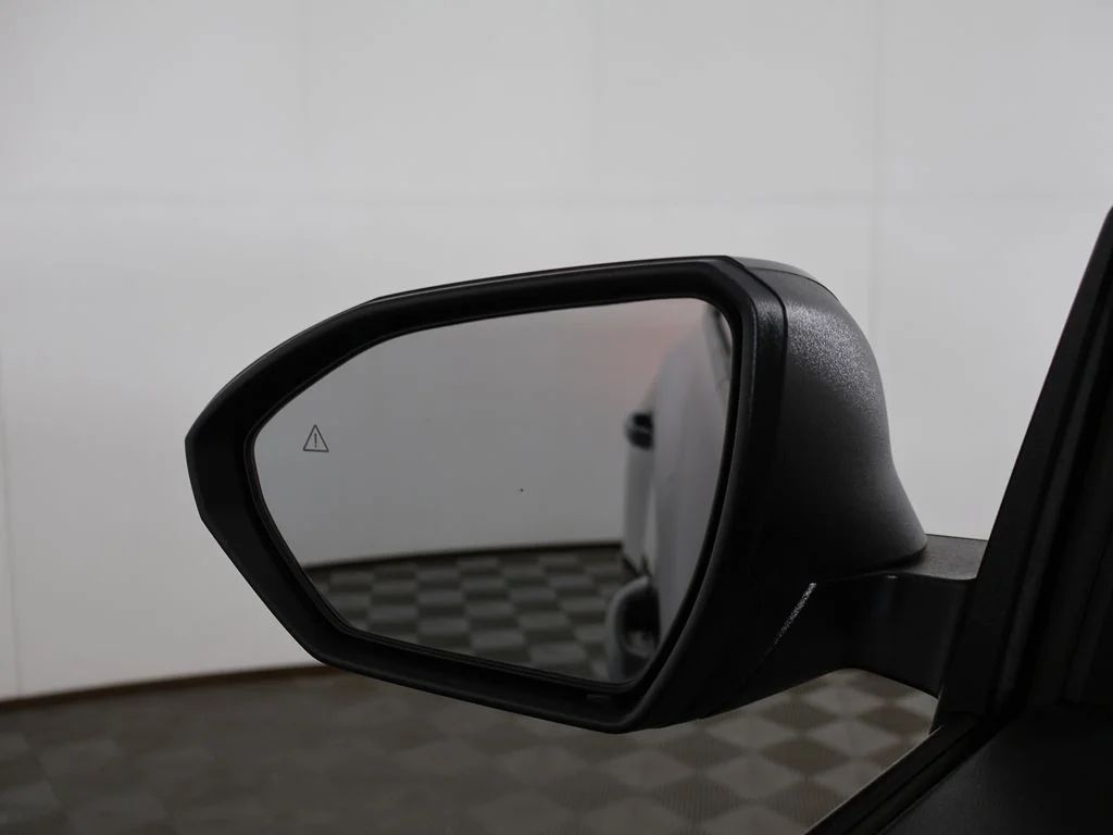 Used 2023 Phantom Black Hyundai SEL image 38