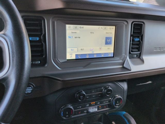 Used 2022 Green Ford Outer Banks image 15