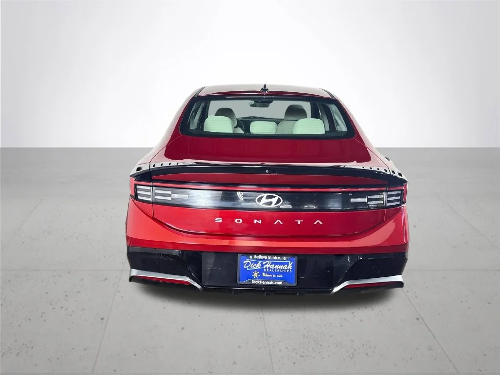 Used 2025 Red Hyundai SEL image 7