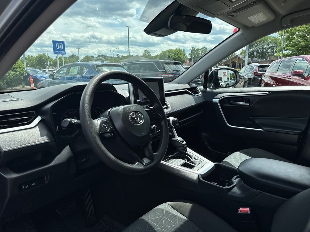 Certified Used 2025 Silver Toyota XLE image 15