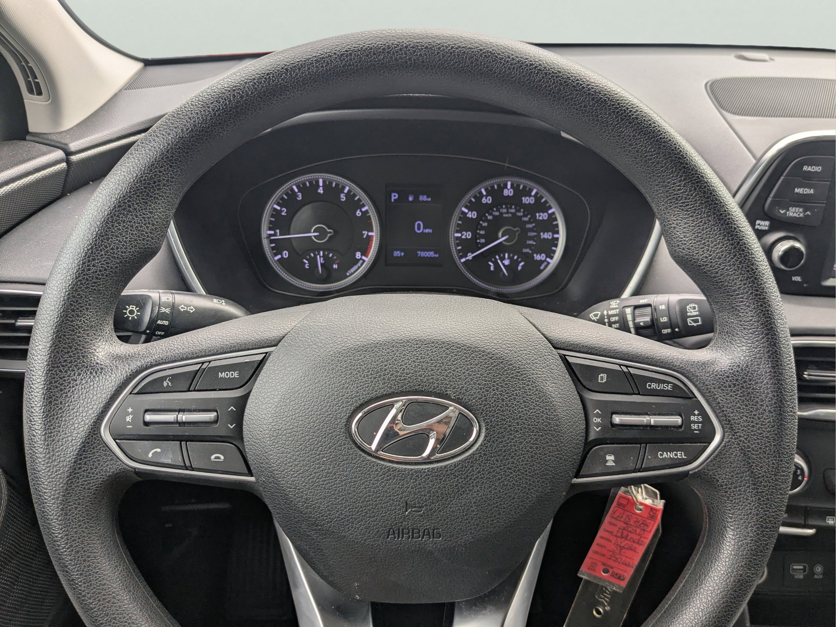 2020 Hyundai Santa Fe SE - Photo 26