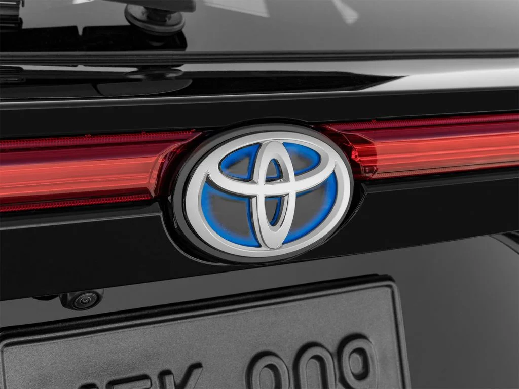 Used 2024 Black Toyota XLE image 45