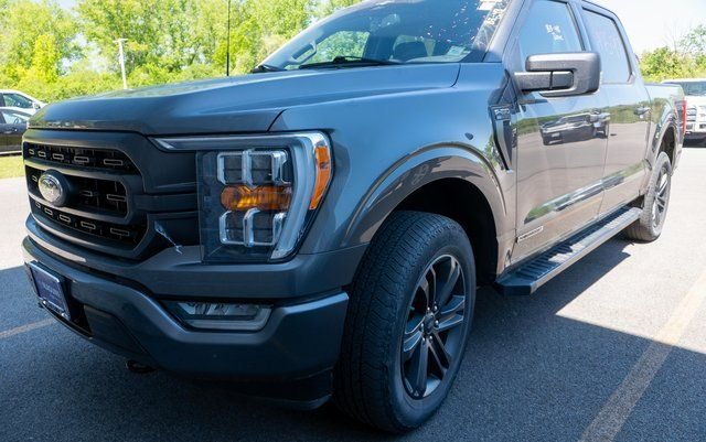 2023 Ford F-150 2023 Ford F-150 XLT 4D SuperCrew