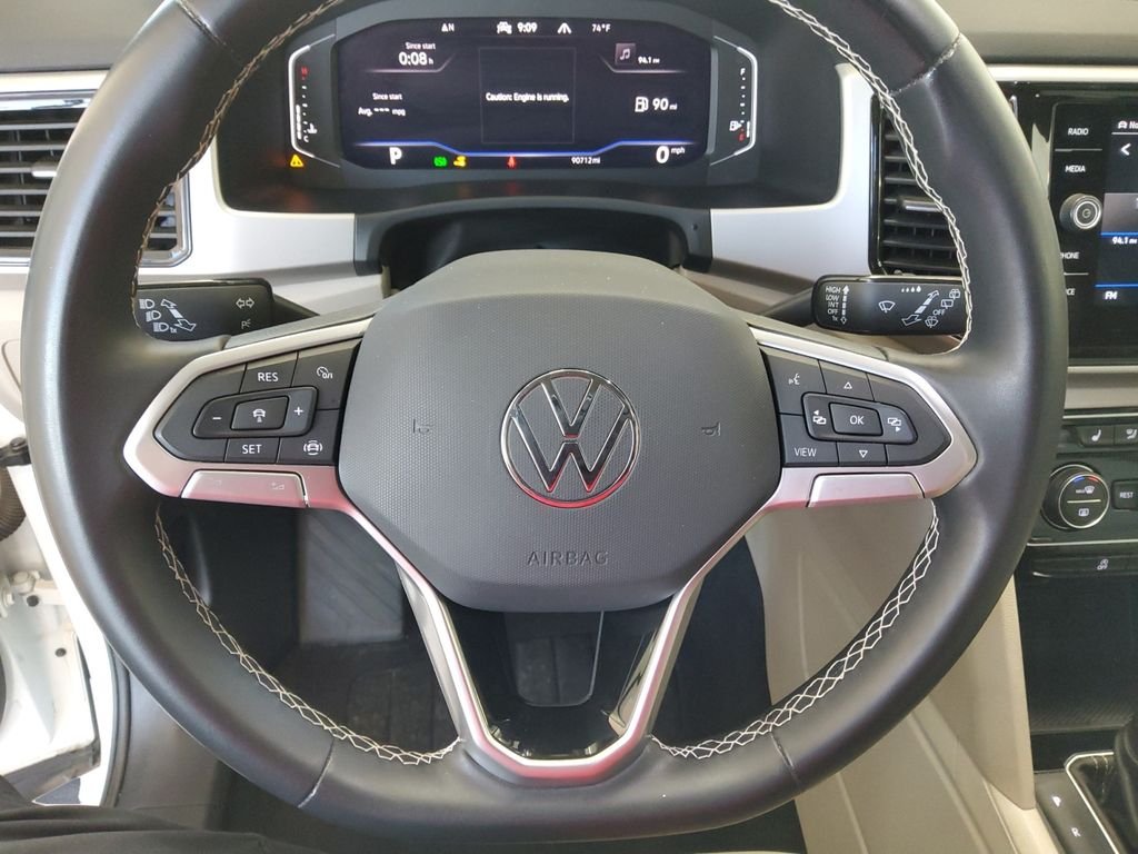 Used 2023 White Volkswagen 3.6L V6 SE w/Technology image 9