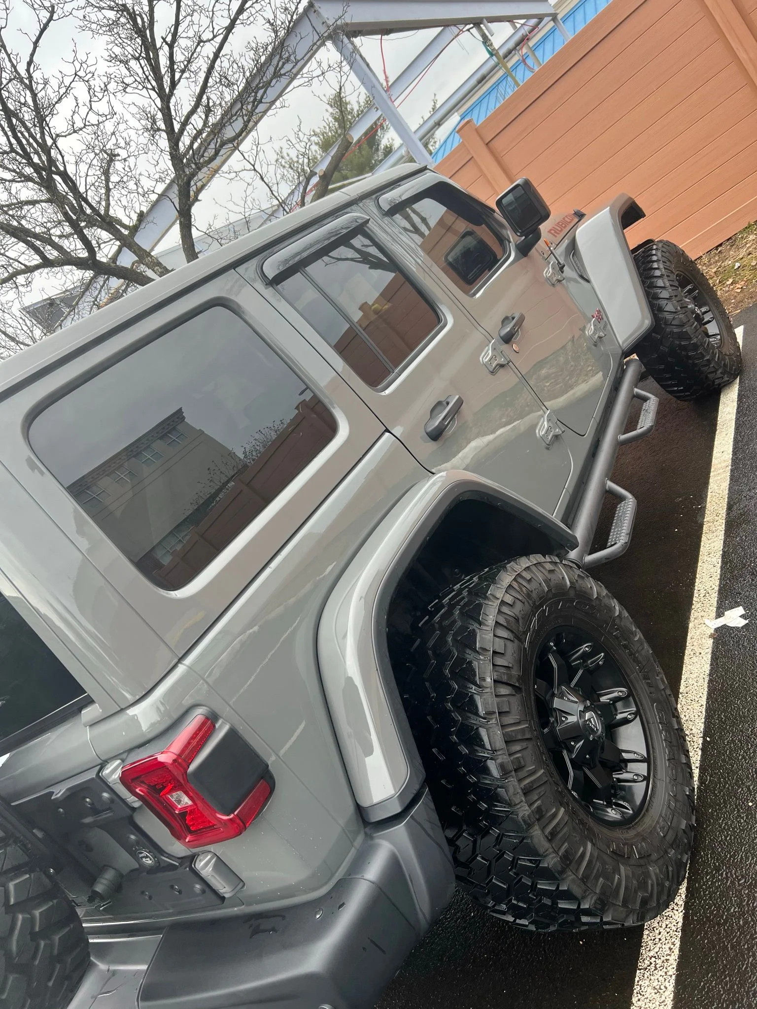 Used 2020 Gray Jeep Unlimited Rubicon image 4
