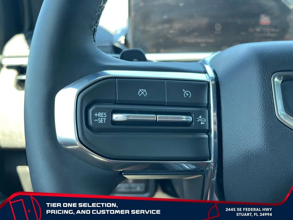 New 2026 Onyx Black GMC Elevation Standard Range image 25