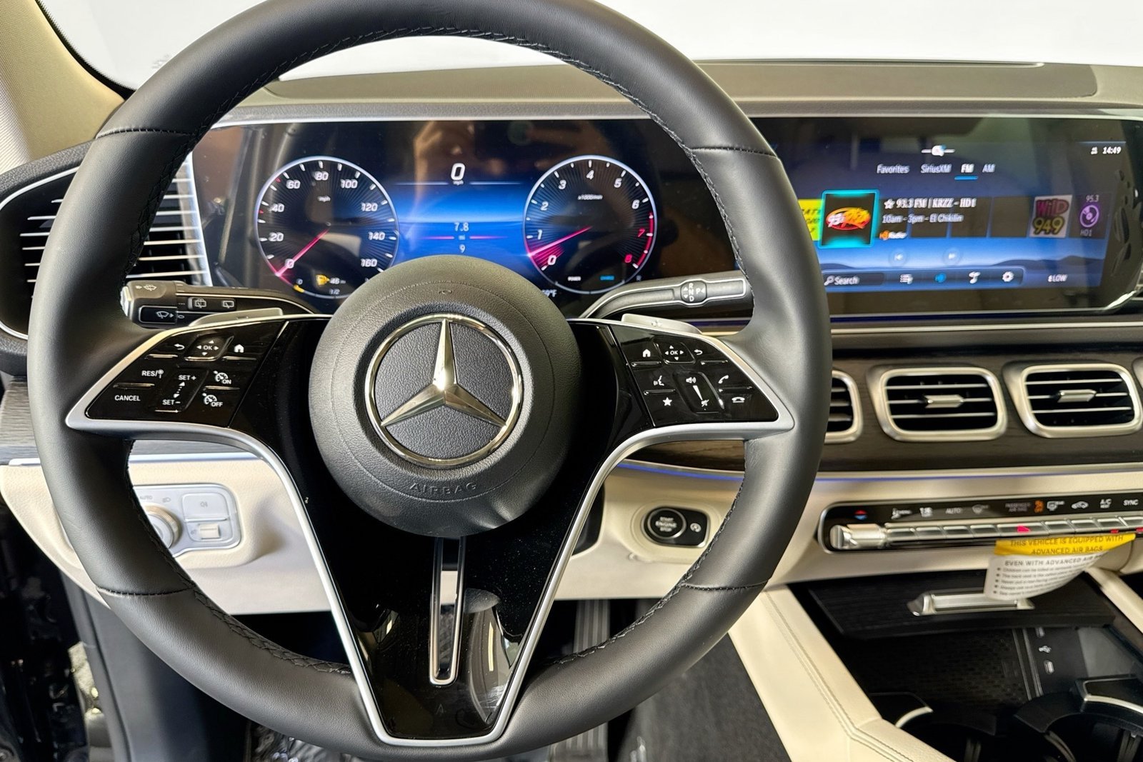 New 2026 Obsidian Black Metallic Mercedes-Benz GLE 450 image 11