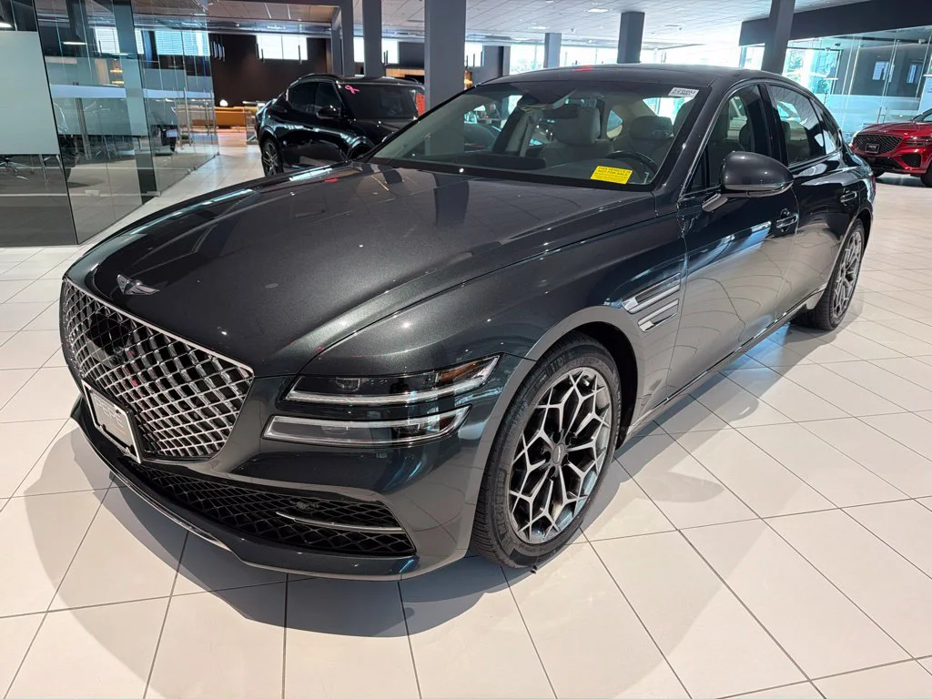 Certified Used 2023 Green Genesis 2.5T image 2