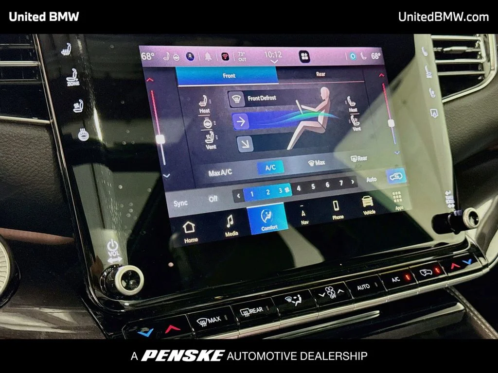 2023 Jeep Wagoneer Series I - Photo 11