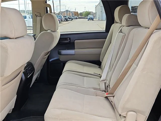 Used 2017 Pyrite Mica Toyota SR5 4x2 image 8