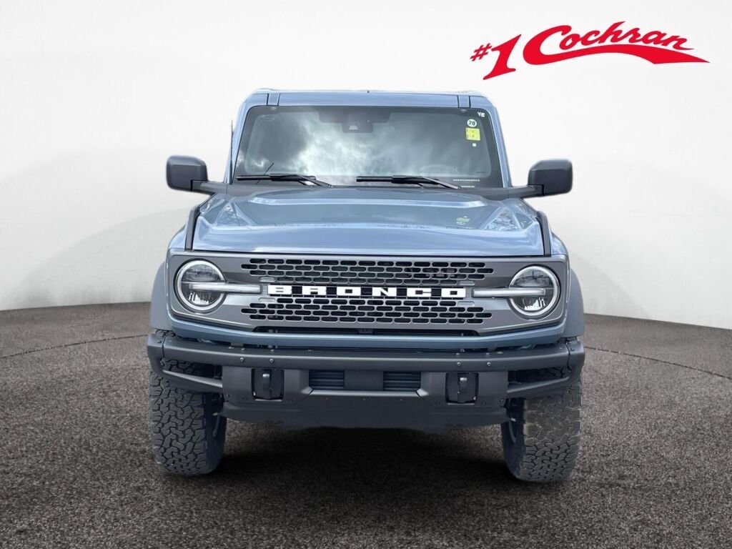 New 2025 Azure Gray Metallic Tri-Coat Ford Badlands image 12