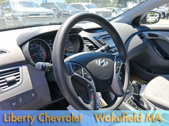 Used 2016  Hyundai SE image 27