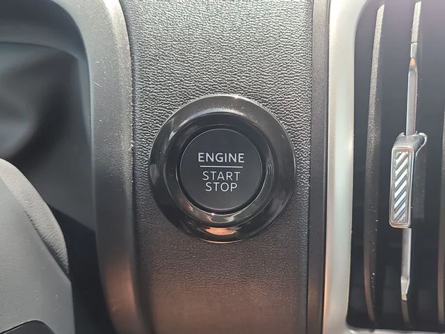 Used 2025 White Ford Active image 30