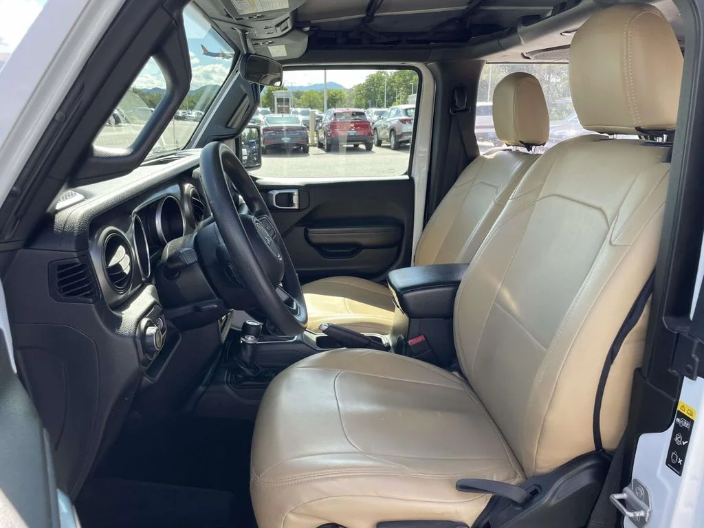 Used 2021 Bright White Clearcoat Jeep Sport image 4