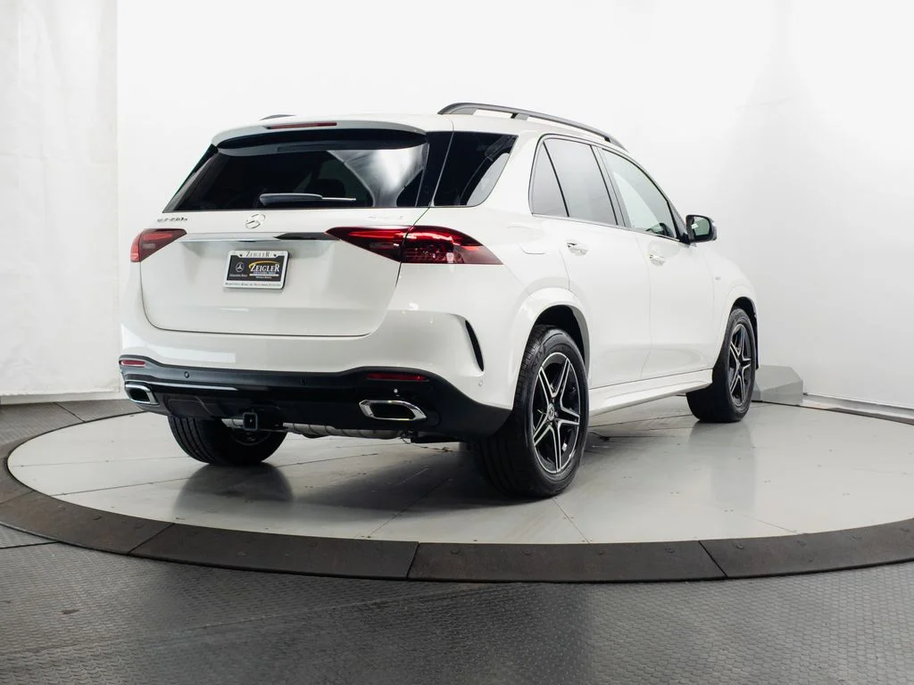 Used 2025 Polar White Mercedes-Benz GLE 450e image 34